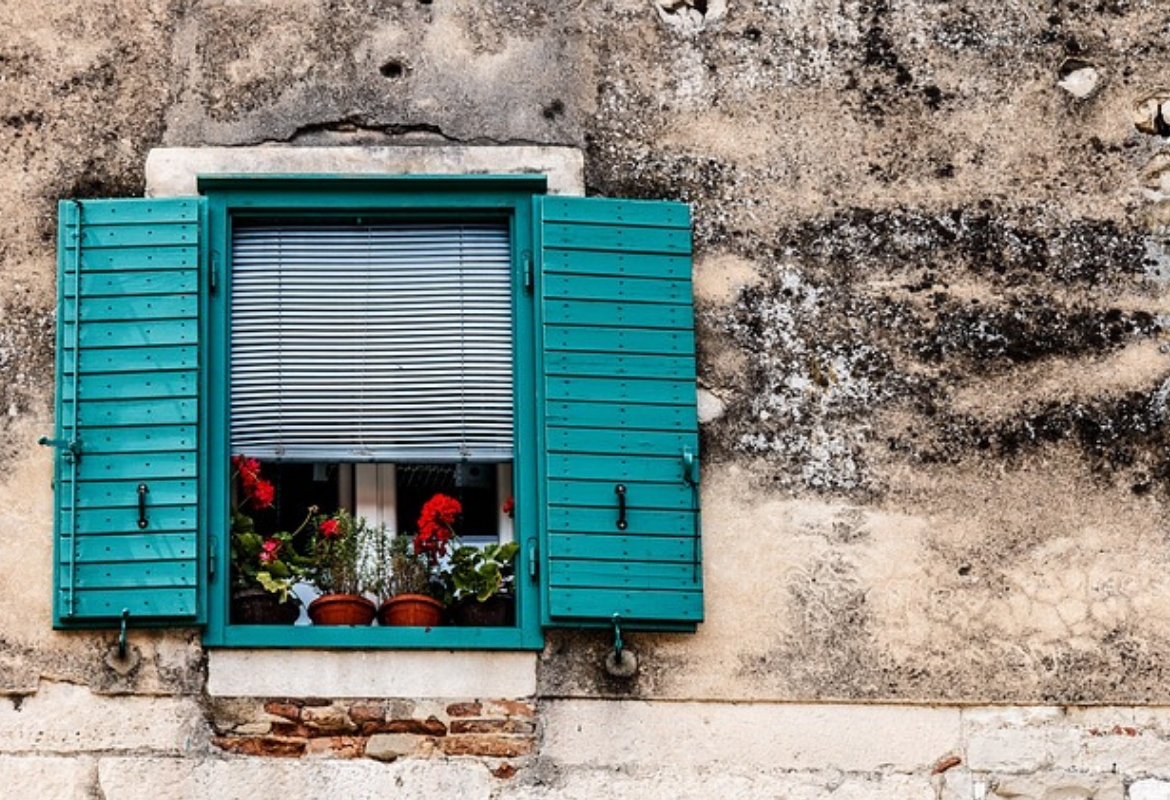Tαξιδεψτε...αλλα μείνετε κολλημένοι με τον...τοπο σας!